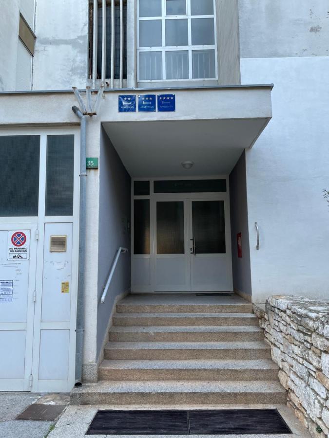 Apartment Bella Veruda In Pula Eksteriør billede